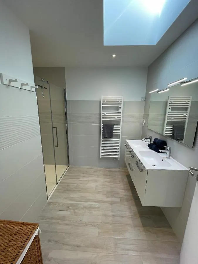 Ty Menez Heol - Magnifique Villa Avec Piscine Ploudalmezeau 0*,  France